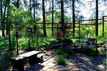 River House Bed And Breakfast Nine Mile Falls Buitenkant foto